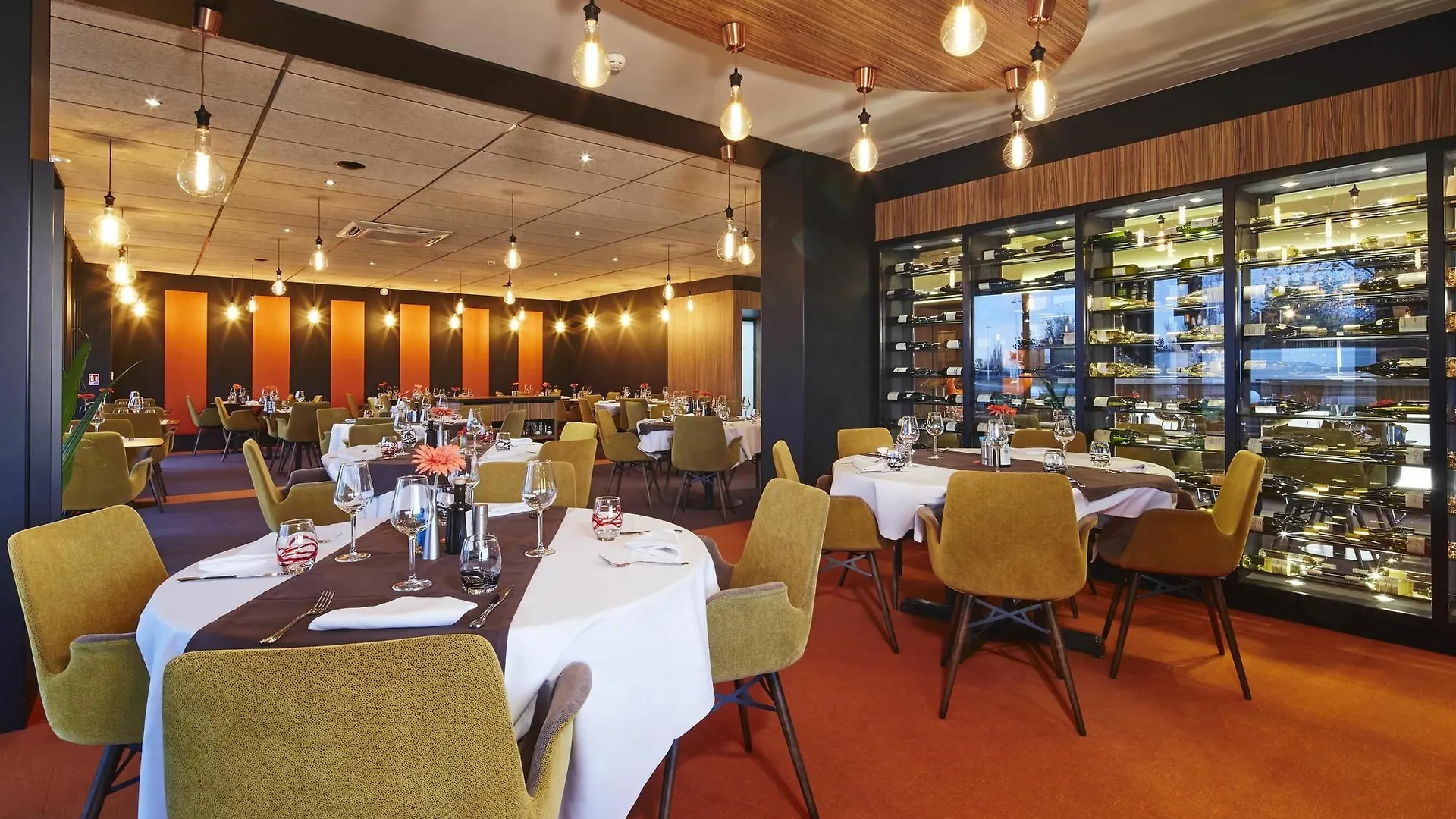 Hotel Kyriad Clermont Ferrand Nord - Riom
