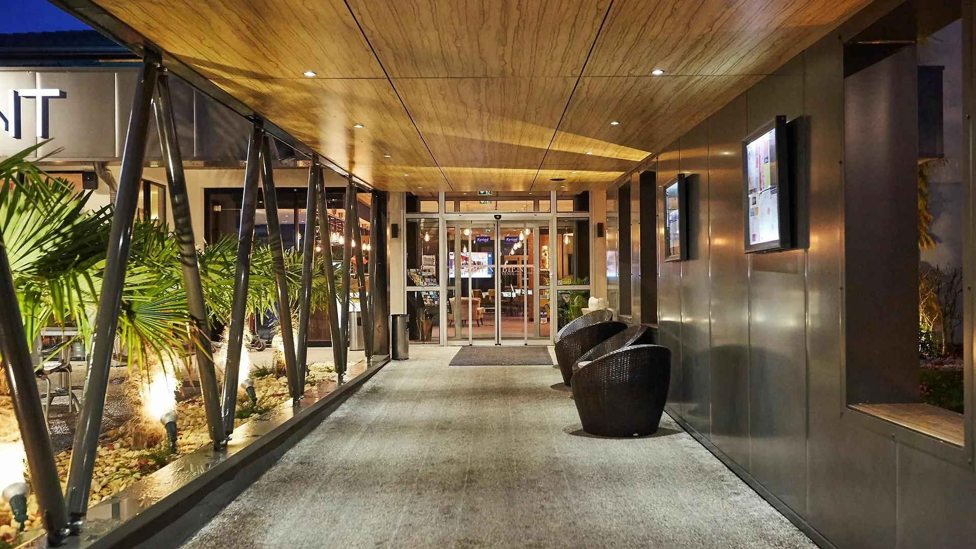 Kyriad Clermont Ferrand Nord - Riom Hotel
