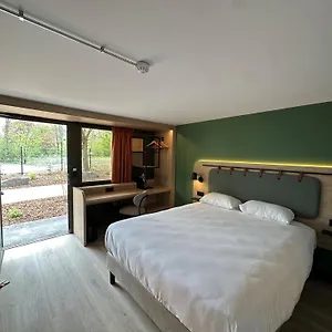 Hotel Campanile Clermont-ferrand ~